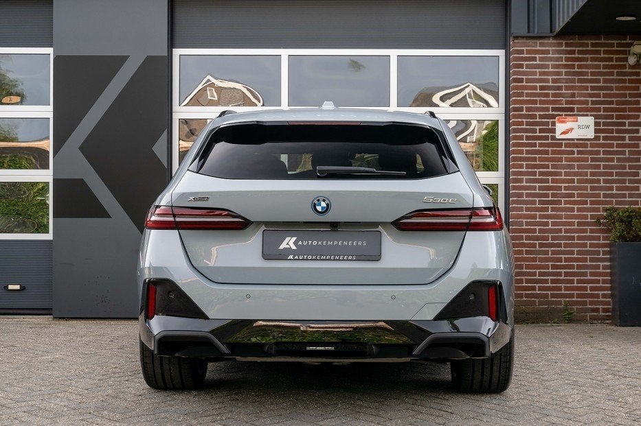 BMW 5 Serie 530e xDrive M Sport Pro | Driving Ass. + | Trekh, Automaat, Gebruikt, 4 cilinders, 2000 kg