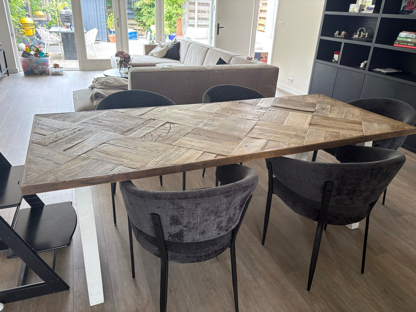 Riviera Maison eettafel met visgraatpatroon, Gebruikt, 150 tot 200 cm, Vier personen, Rechthoekig