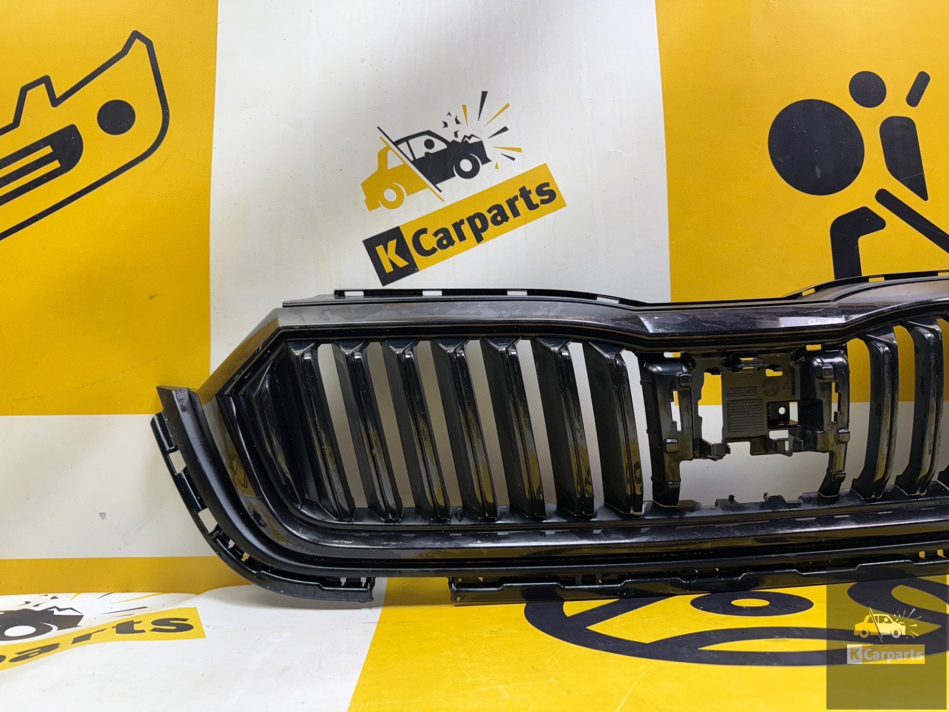Skoda Octavia 4 Grill Origineel IV 5E3 19-5E3 Grill, Voor, Skoda, Bumper, Skoda Auto a.s.
