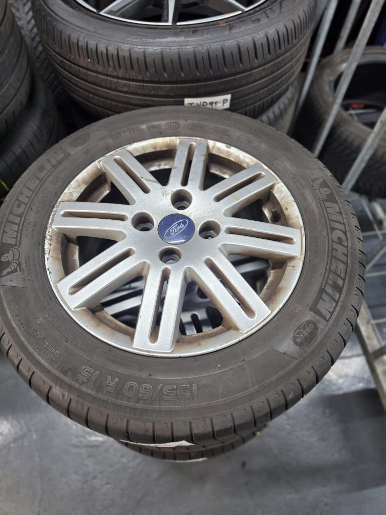 Ford Focus velgen met banden 195 60 15