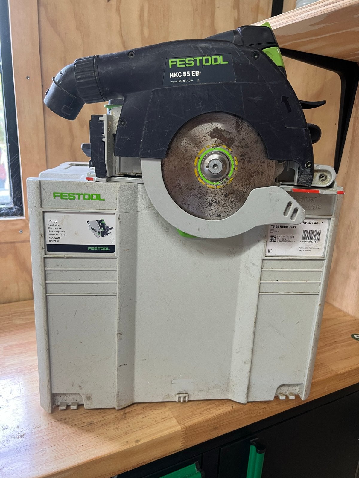Festool HKC 55 EB Accu Afkortzaag met Systainer, Gebruikt, Cirkelzaag, Ophalen of Verzenden, 30 tot 70 mm