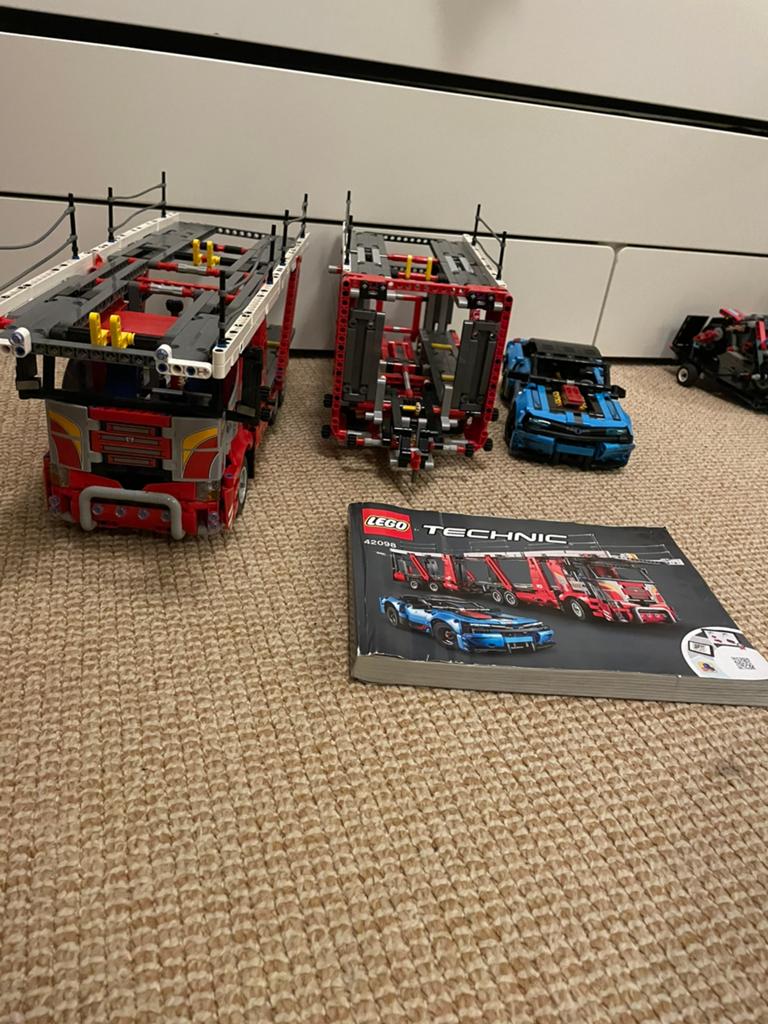 Lego technic set: 42098, Kinderen en Baby's, Speelgoed | Duplo en Lego, Ophalen, Lego, Compleet, Zo goed als nieuw