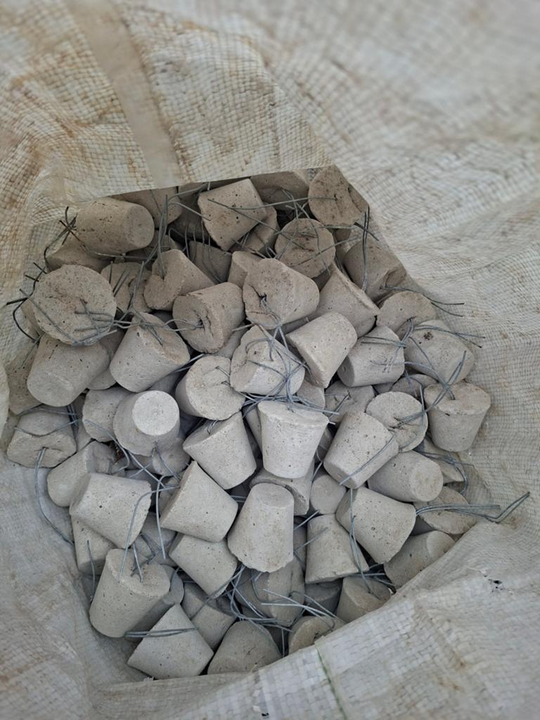 Beton afstandhouders - halve zak vol, Doe-het-zelf en Verbouw, Ophalen of Verzenden