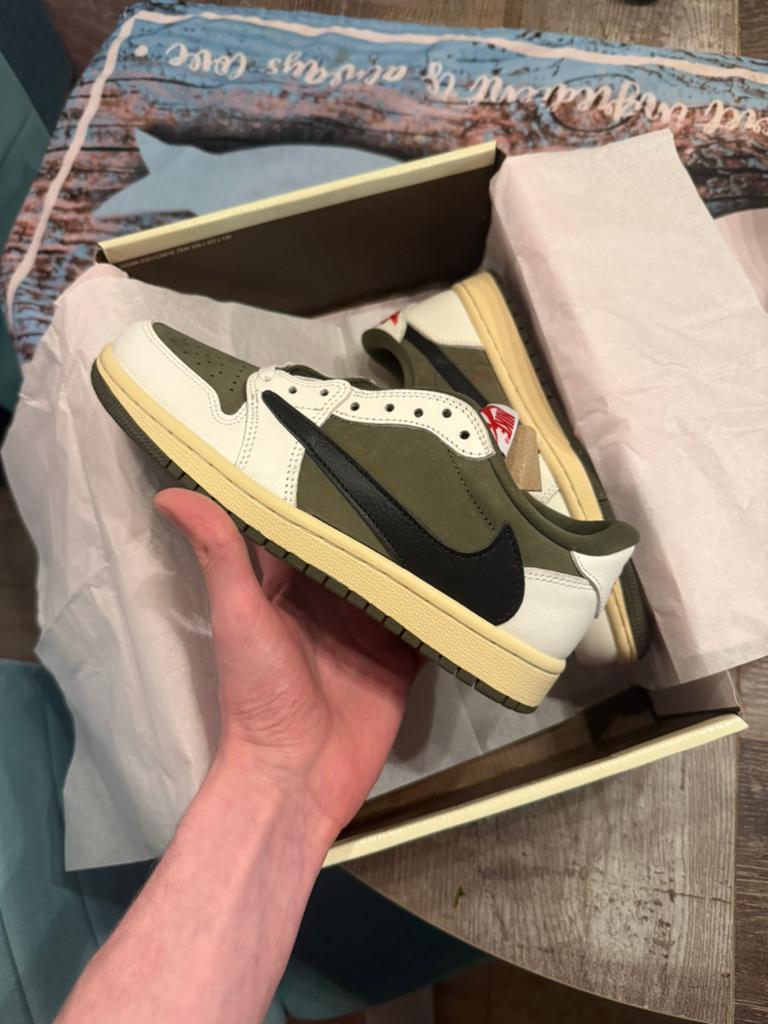 Travis scott nike schoenen, Ophalen of Verzenden, Nieuw, Zwart
