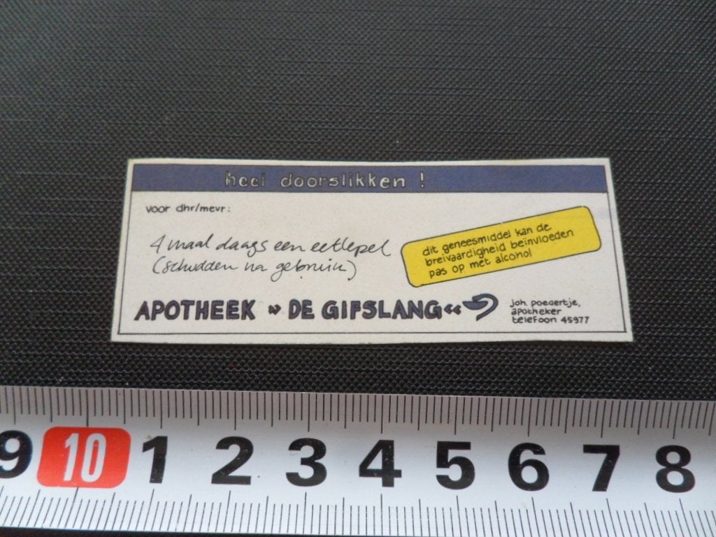 sticker etiket gein heel doorslikken apotheek de gifslang, Ophalen, Zo goed als nieuw