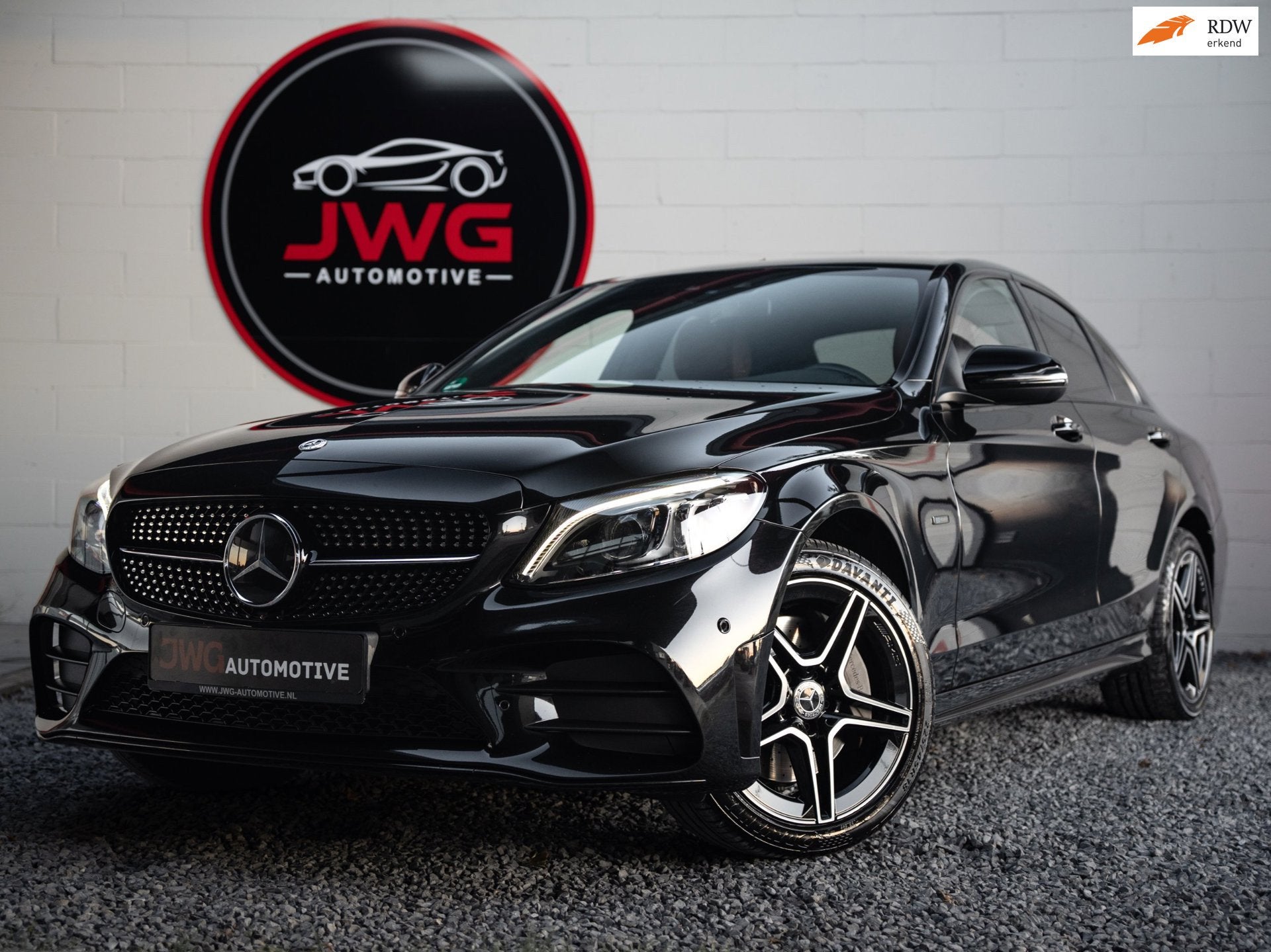 Mercedes-Benz C-klasse 300 e 4MATIC AMG Line Burmester/Led/L, Automaat, Gebruikt, 4 cilinders, 320 pk