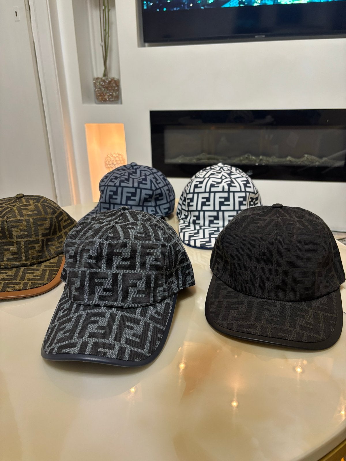 Diverse collectie designer petten - Nieuw, Ophalen of Verzenden, Nieuw, One size fits all, Pet