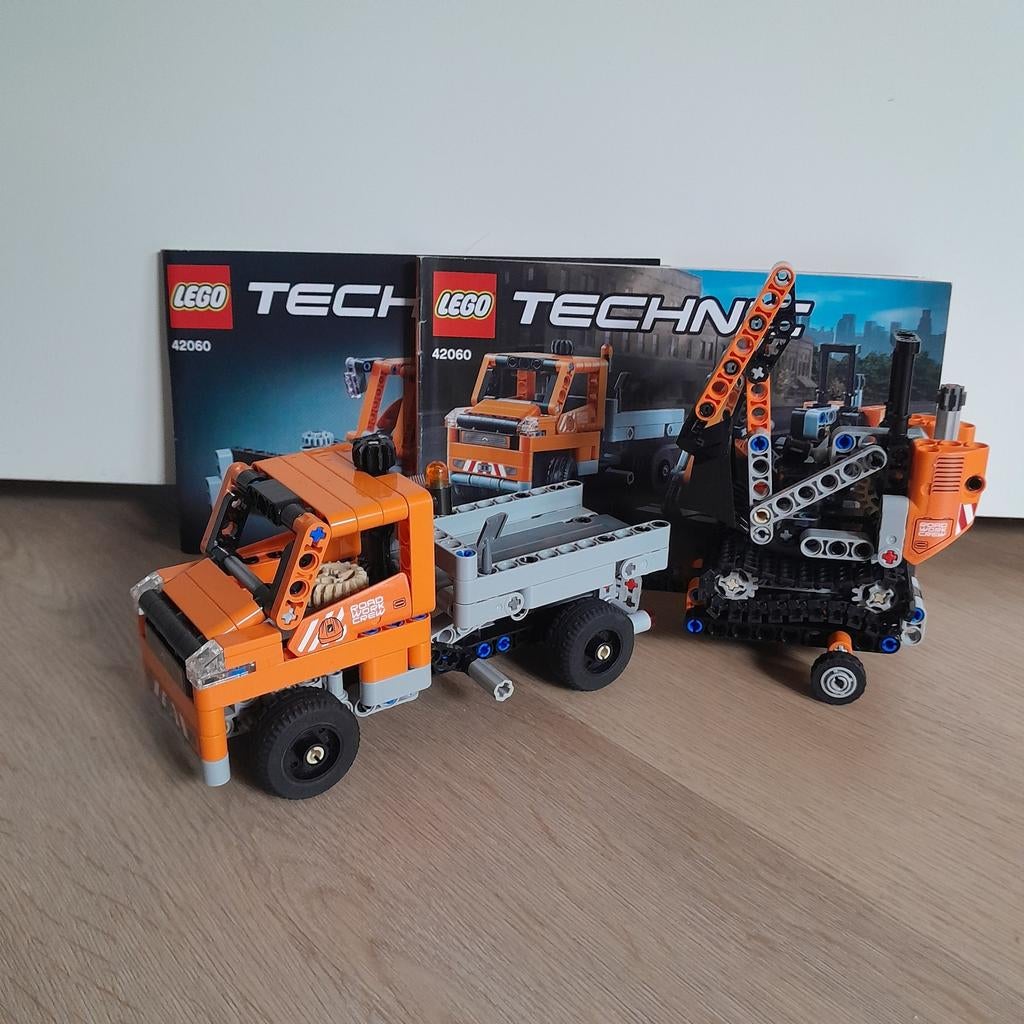 LEGO Technic 42060 Wegenbouwers - Compleet met boekjes, Kinderen en Baby's, Speelgoed | Duplo en Lego, Ophalen, Lego, Compleet