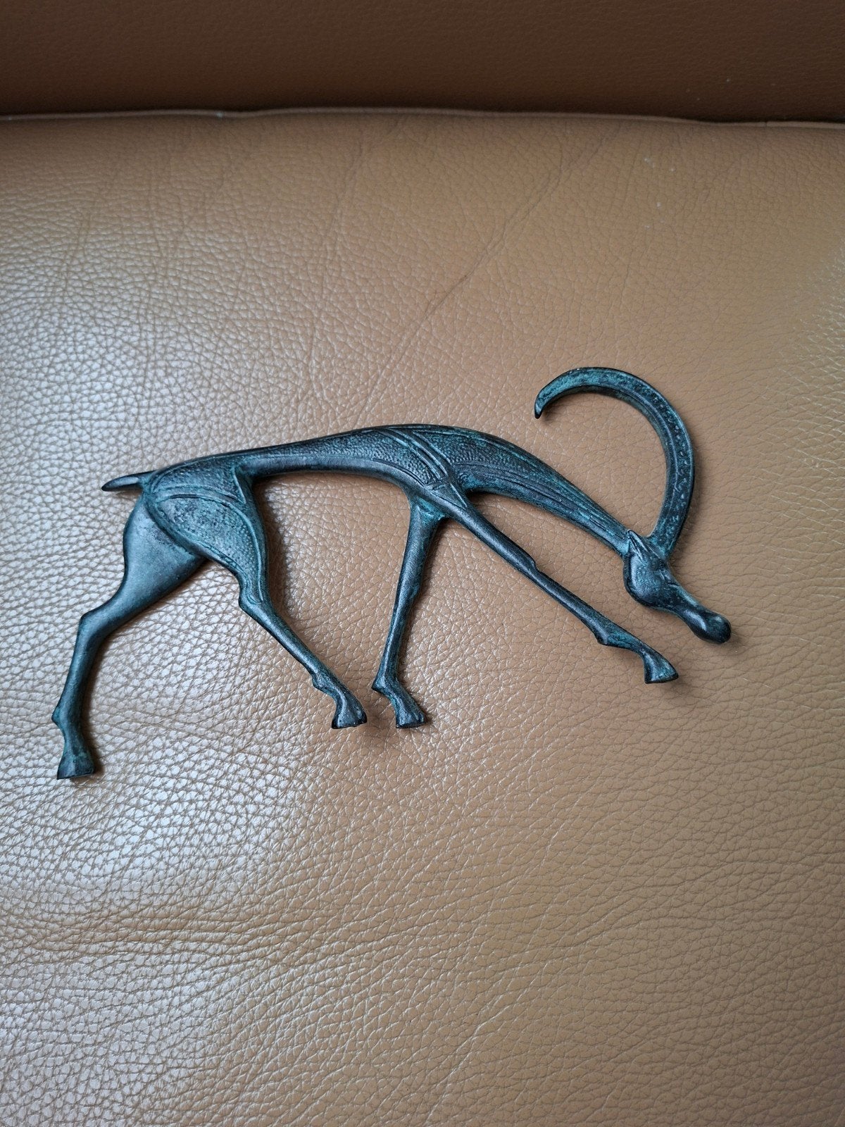 Bronzen sculptuur van een antilope/ steenbok, Minder dan 20 cm, Ophalen of Verzenden, Beeld, Klassiek