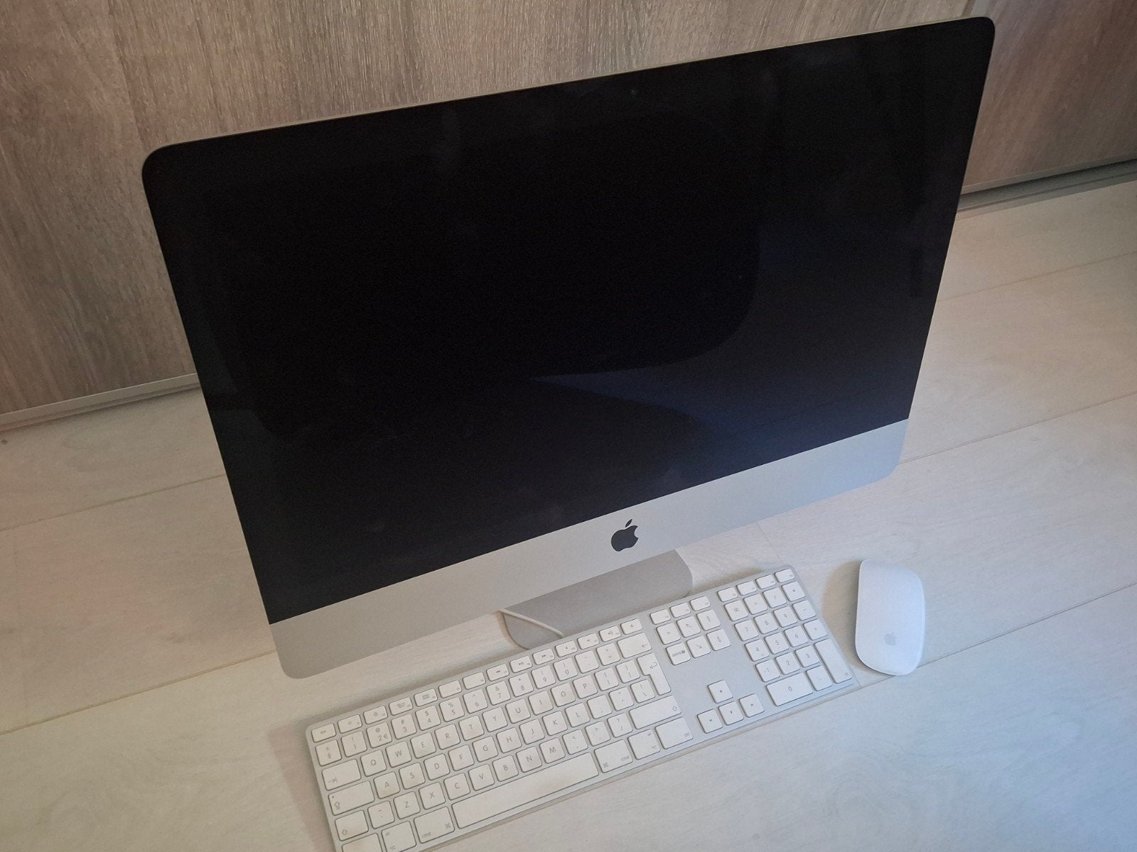 Apple iMac 21,5 inch – i5 – 8GB – 1TB – incl muis, Computers en Software, Ophalen, 2 tot 3 Ghz, 8 GB, IMac