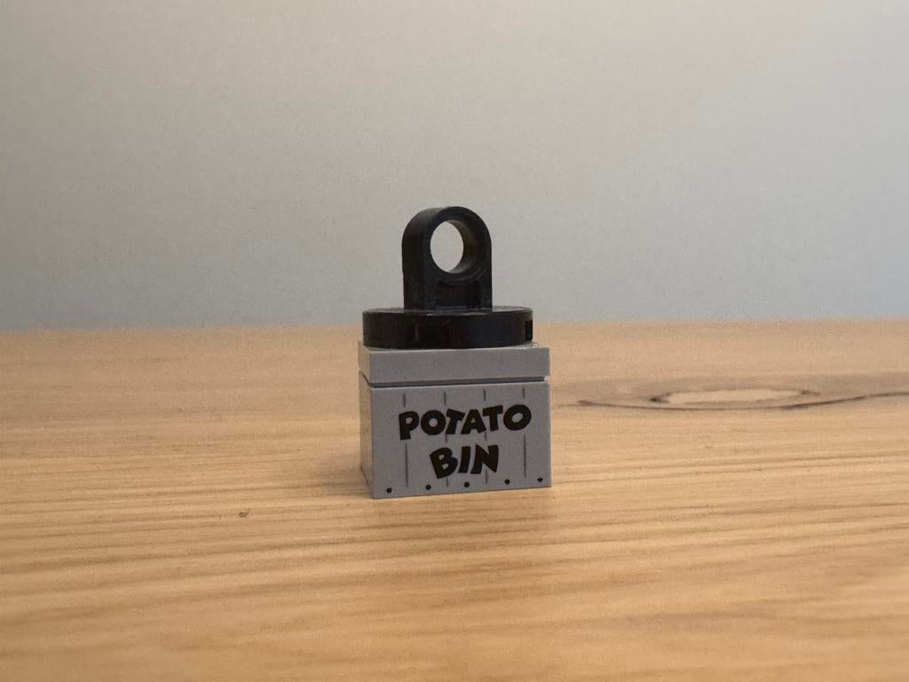 LEGO Brick 2 x 2 with Black 'POTATO BIN' Pattern, Ophalen of Verzenden, Zo goed als nieuw