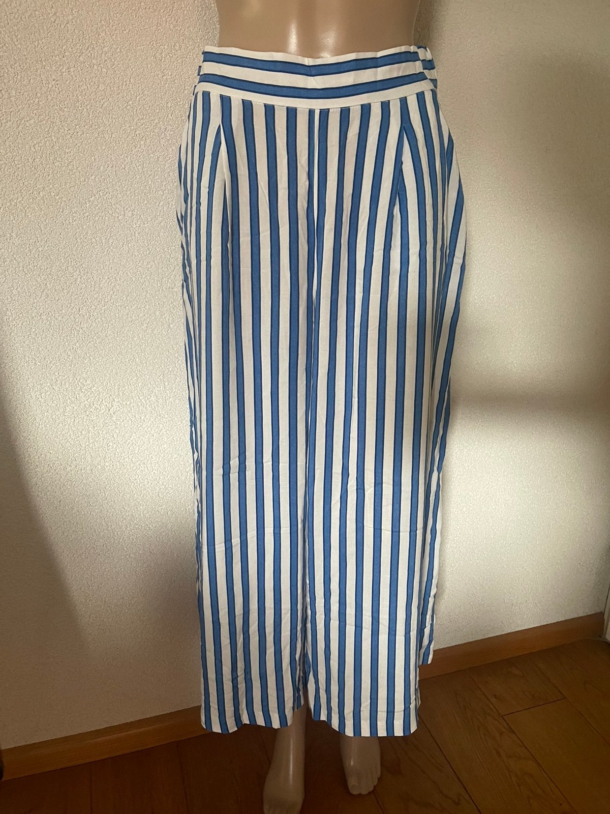 Viscose trousers H&M, Maat 38/40 (M), Blauw, Ophalen of Verzenden, Zo goed als nieuw