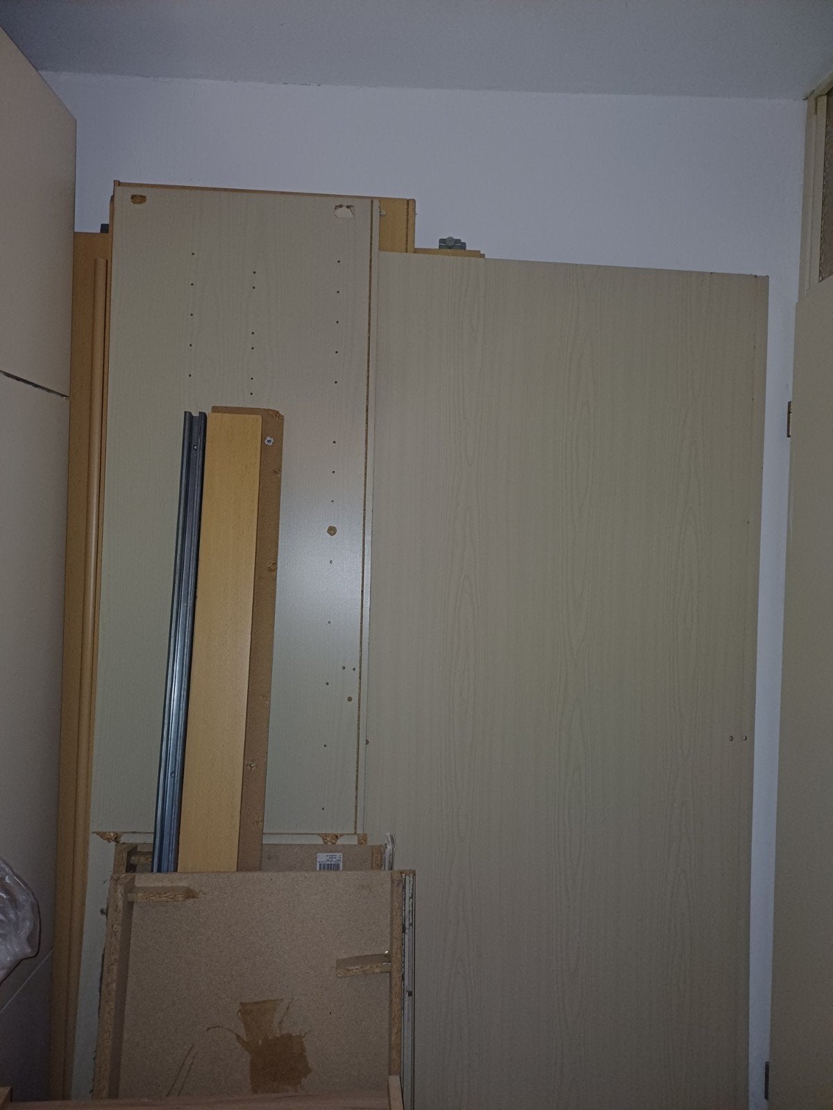 Dordrecht ophalen schuifdeurkast voor de handige klusser, Ophalen, Gebruikt, 200 cm of meer, 125 cm of meer