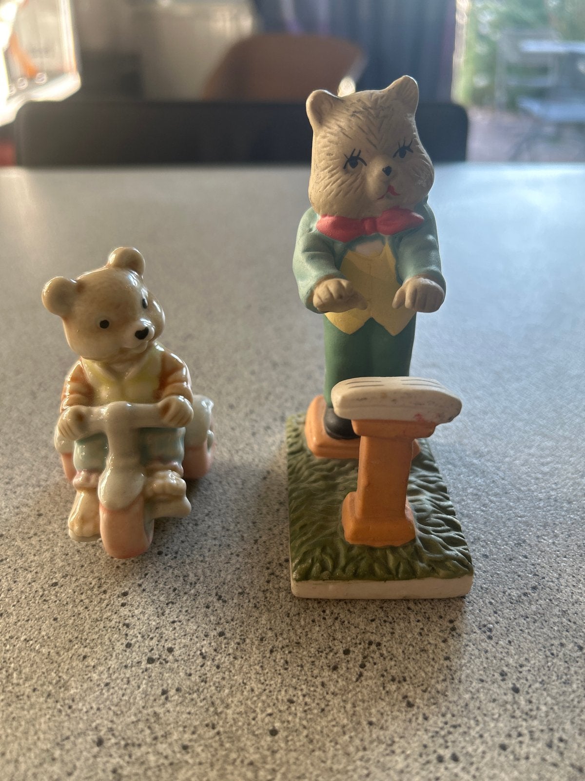 Set van 2 Beeldjes: Grote en Kleine Beer, Verzamelen, Beelden en Beeldjes, Ophalen of Verzenden, Zo goed als nieuw, Dier