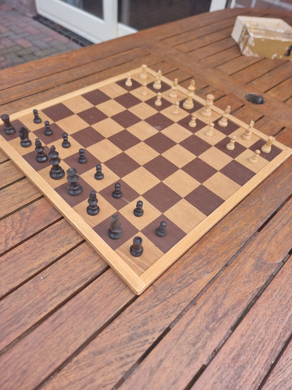 Vintage houten schaakspel met bord en stukken, Ophalen, Gebruikt, Een of twee spelers, Onbekend