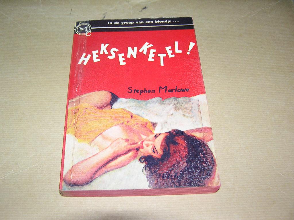 Heksenketel- Stephen Marlowe(UMC Real 87), Boeken, Detectives, Ophalen of Verzenden, Gelezen, Stephen Marlowe