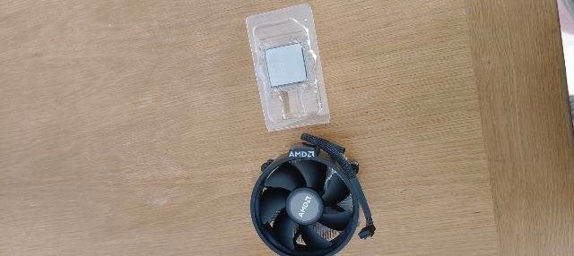 amd RYZEN 5 1600 procecor met koeler, Computers en Software, Ophalen of Verzenden, Gebruikt, Intel Core i5, Minder dan 2 Ghz