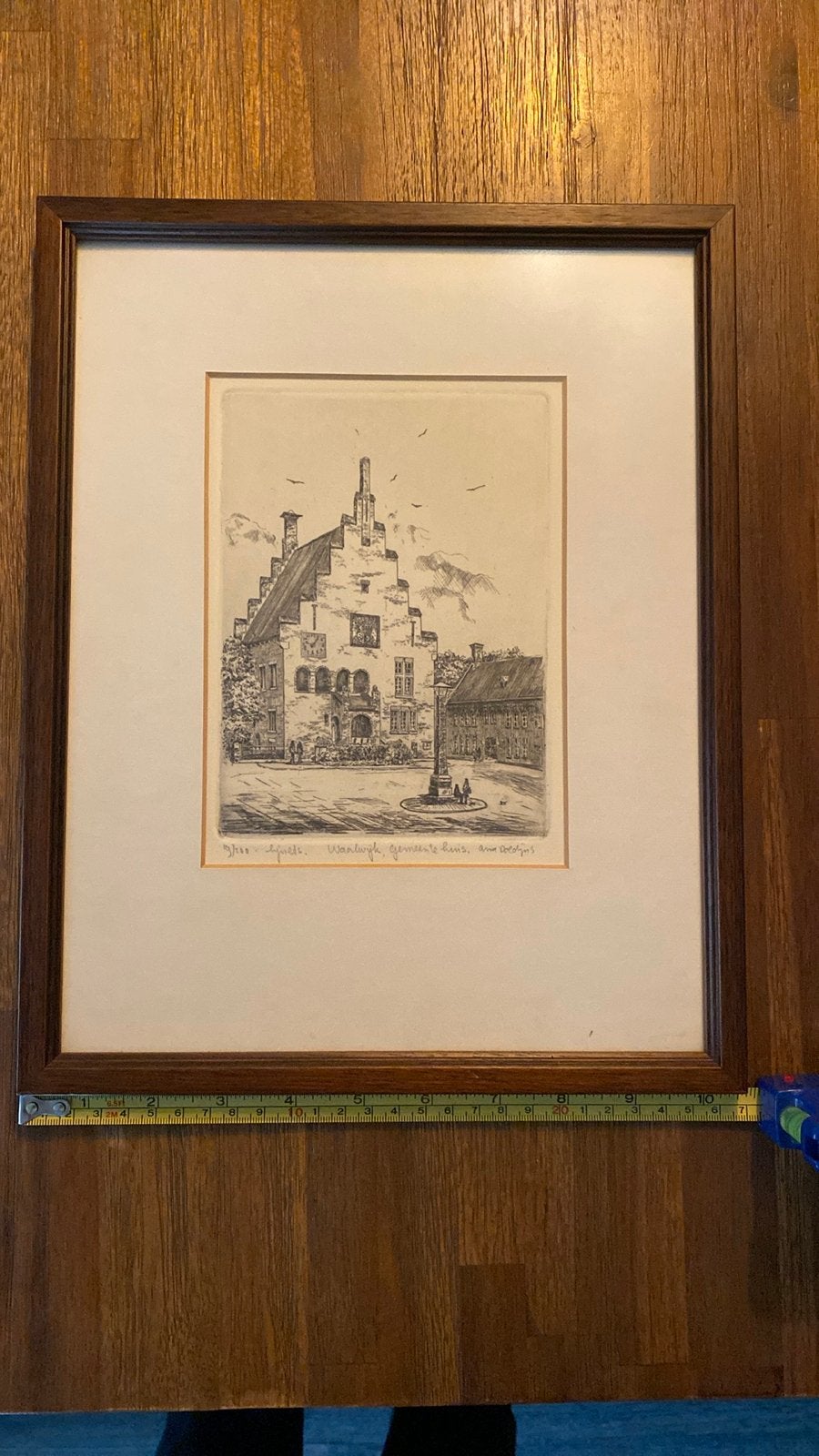 Ets/Gravure Gemeentehuis Waalwijk door Anna Doedijns, Antiek en Kunst, Kunst | Etsen en Gravures, Architectuur, Ophalen of Verzenden