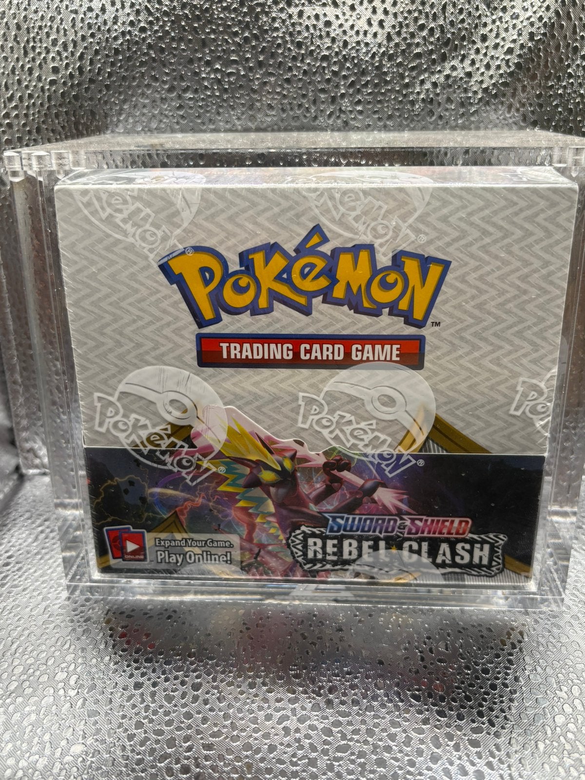 Pokemon Rebel Clash Booster Box sealed, Ophalen of Verzenden, Nieuw, Boosterbox, Foil