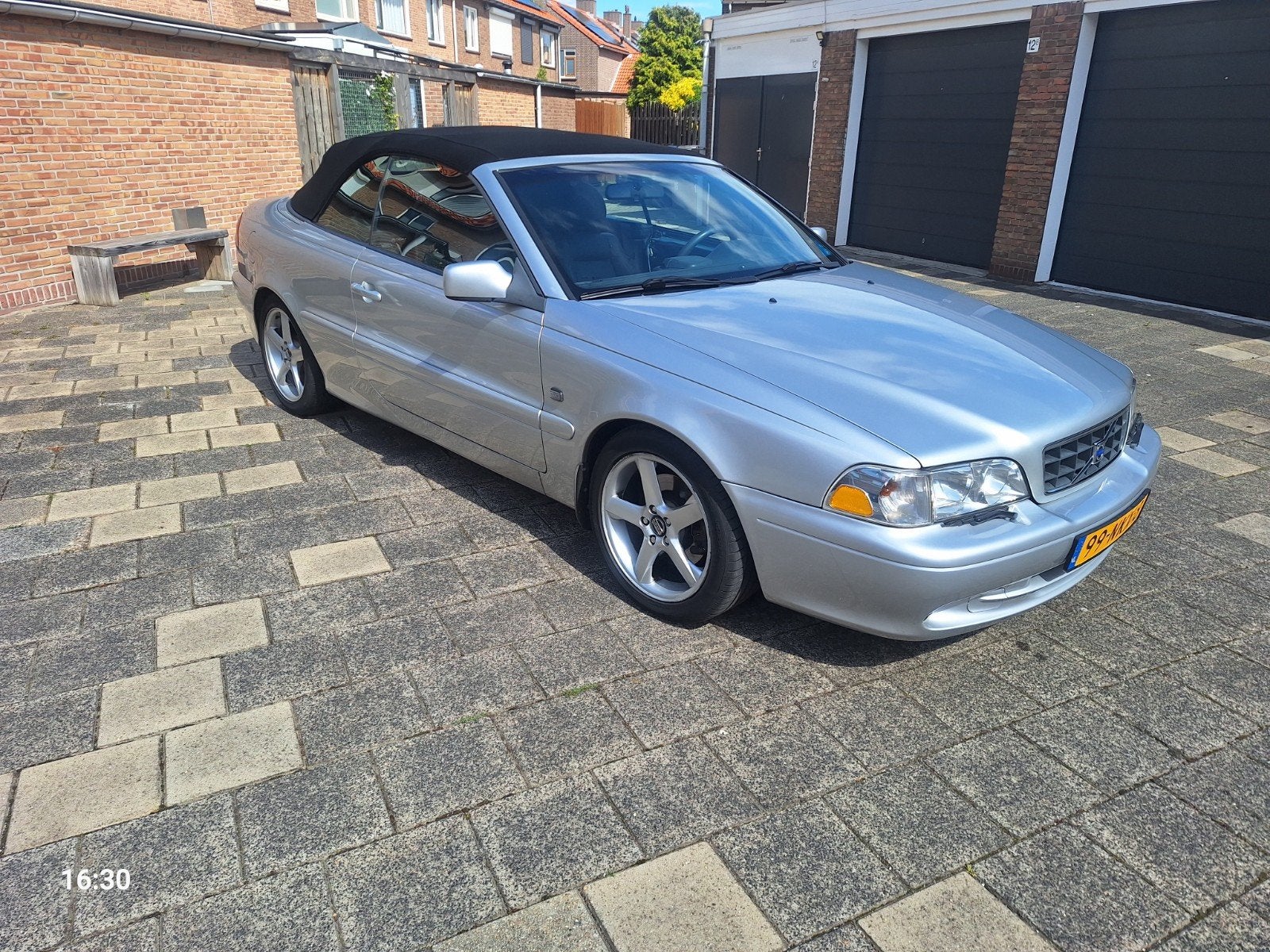 Volvo C70 2.0 T 163PK Cabrio AUT 2005 Grijs 140000km, Auto's, Volvo, C70, 4 stoelen, 163 pk, Particulier
