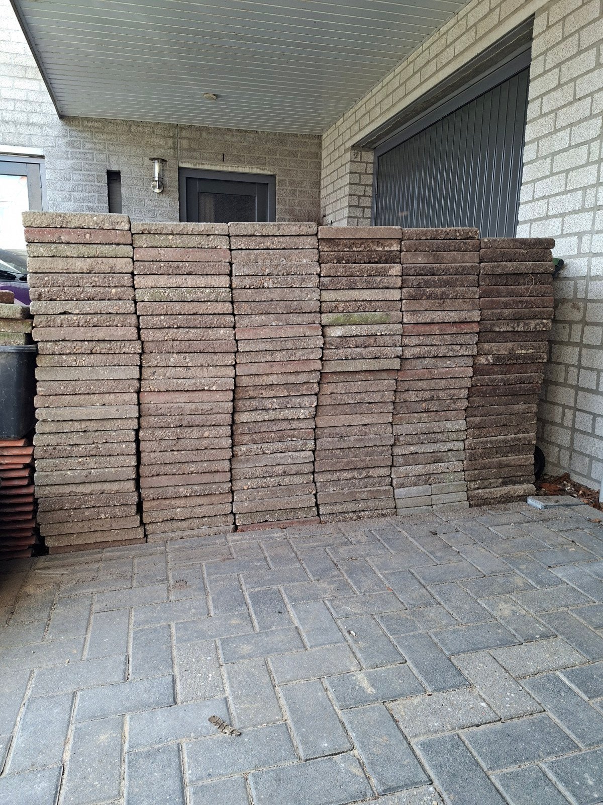 GRATIS  OPHALEN grindtegels 30bij30 en 4cm dik, Tuin en Terras, Ophalen, Gebruikt, Grind, Terrastegels