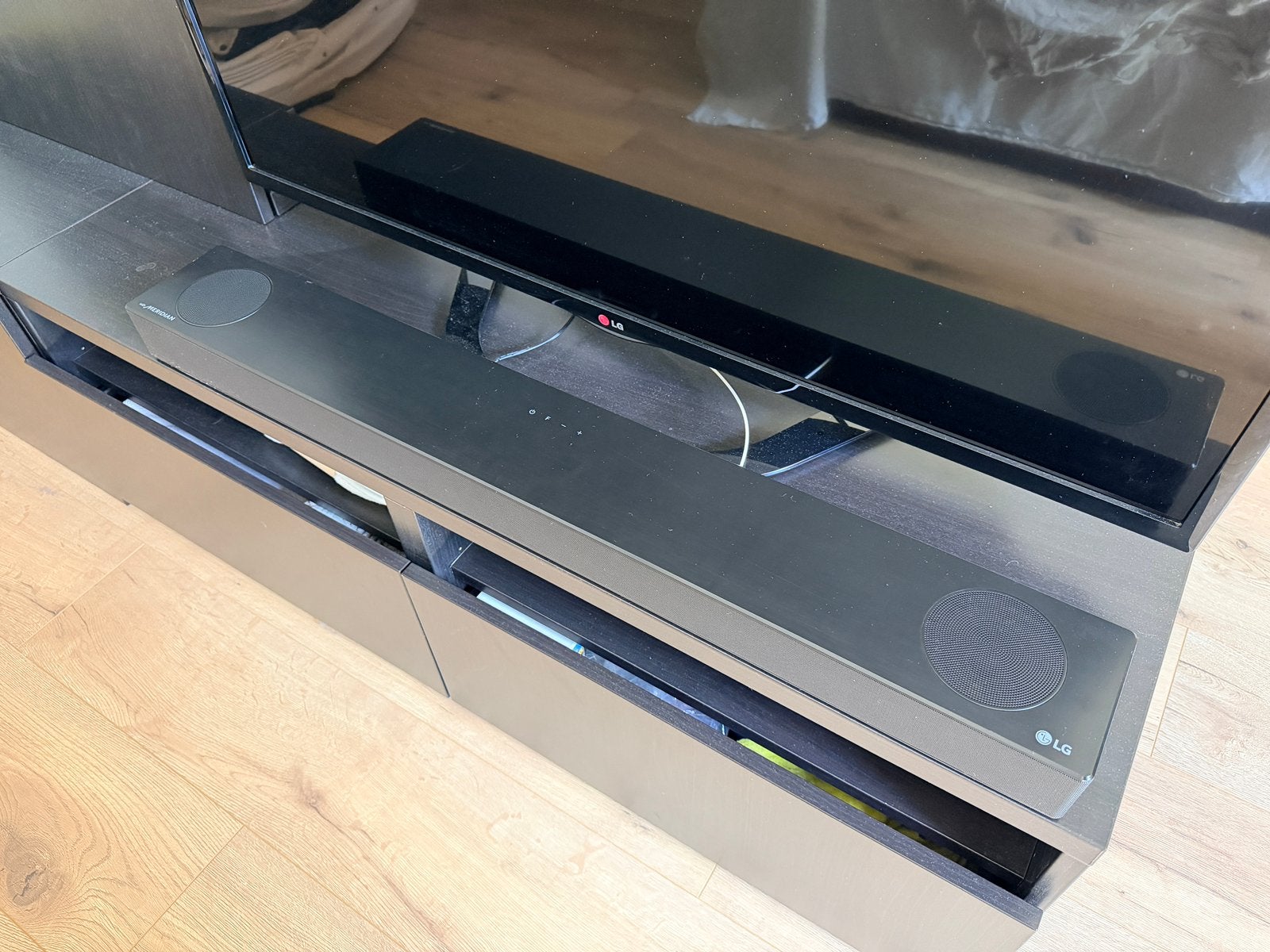 LG DSN7CY Dolby Atmos en DTS:X Soundbar met Meridian Audio, Ophalen, Bluetooth, Zo goed als nieuw