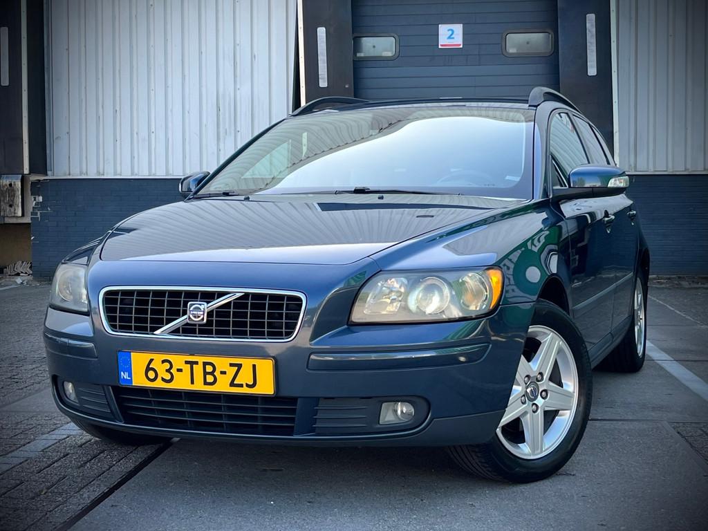 Volvo V50 2.0 Edition I | Nieuwe APK ! | Xenon | Navi | Crui, Auto's, Voorwielaandrijving, 1350 kg, Stof, Zwart