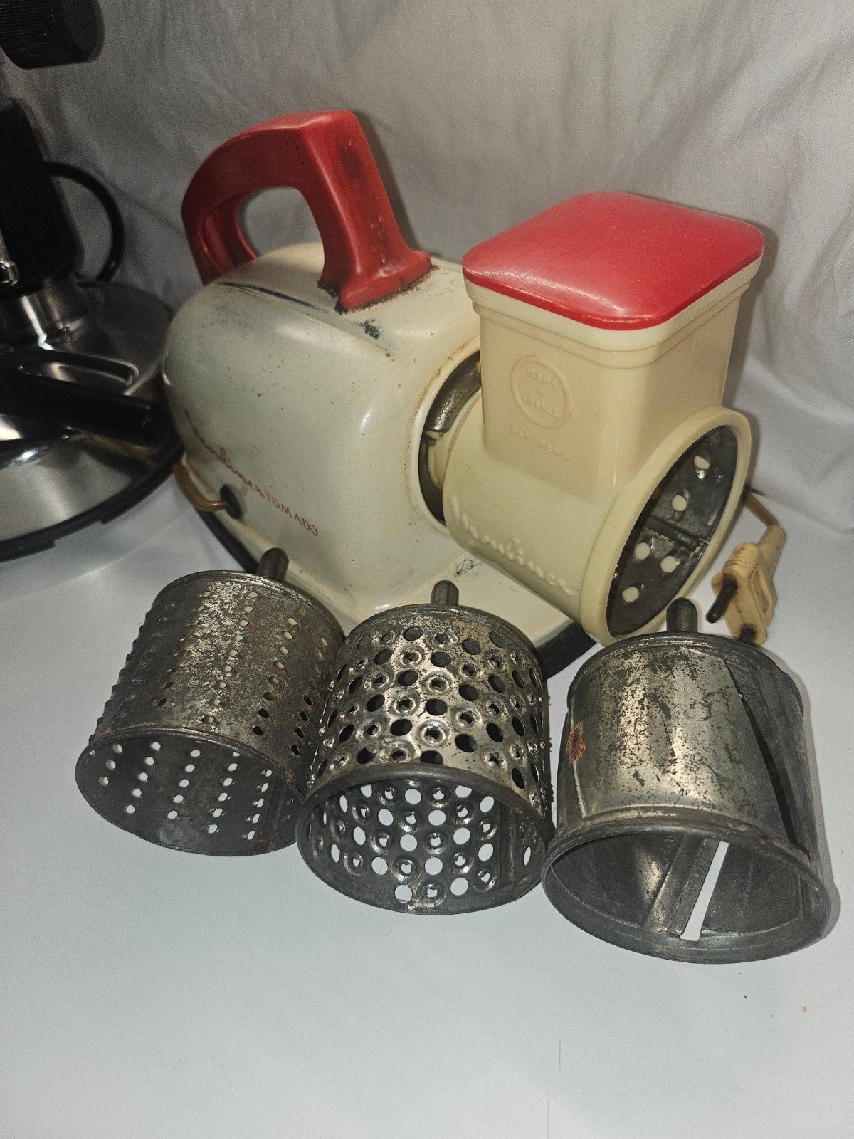 Vintage Espresso Apparaat en Moulinex Tomado Rasp, Stoompijpje, Gebruikt, Espresso apparaat, Gemalen koffie