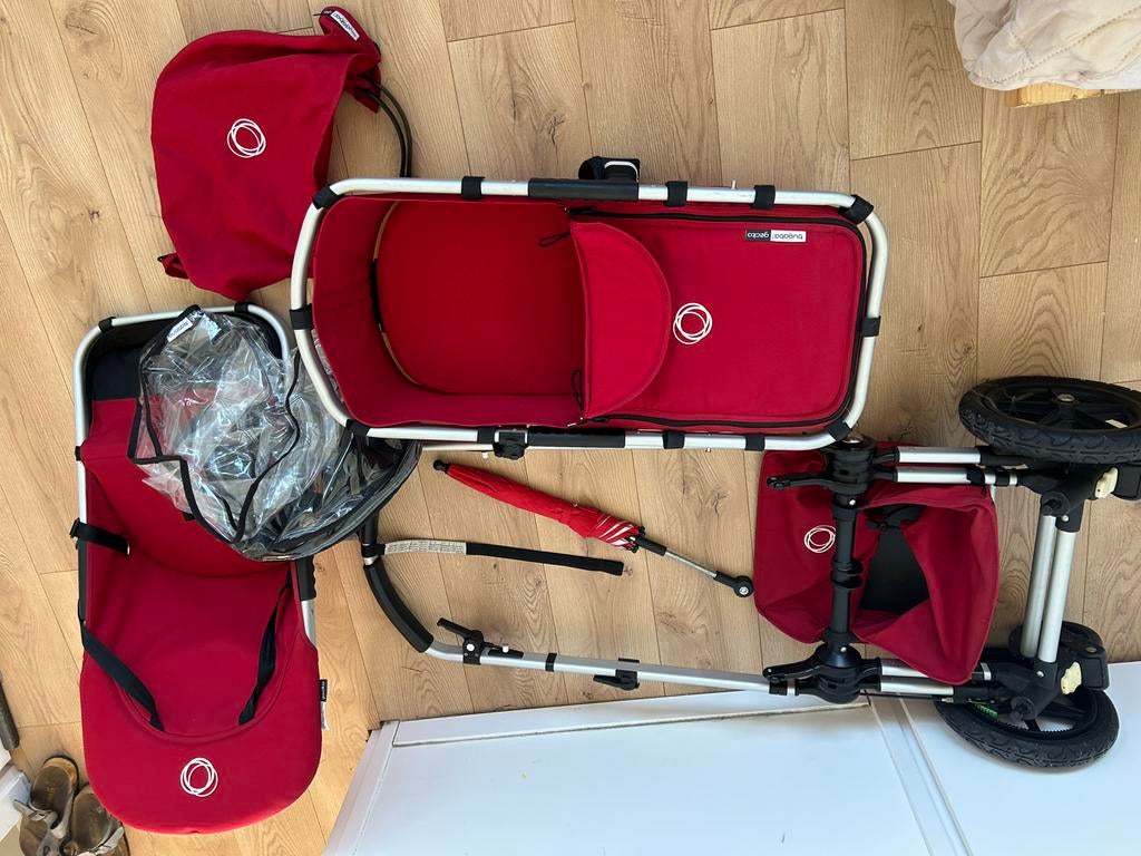Rode Bugaboo Gecko kinderwagen - z.g.a.n., Kinderwagen, Bugaboo, Ophalen of Verzenden, Zo goed als nieuw