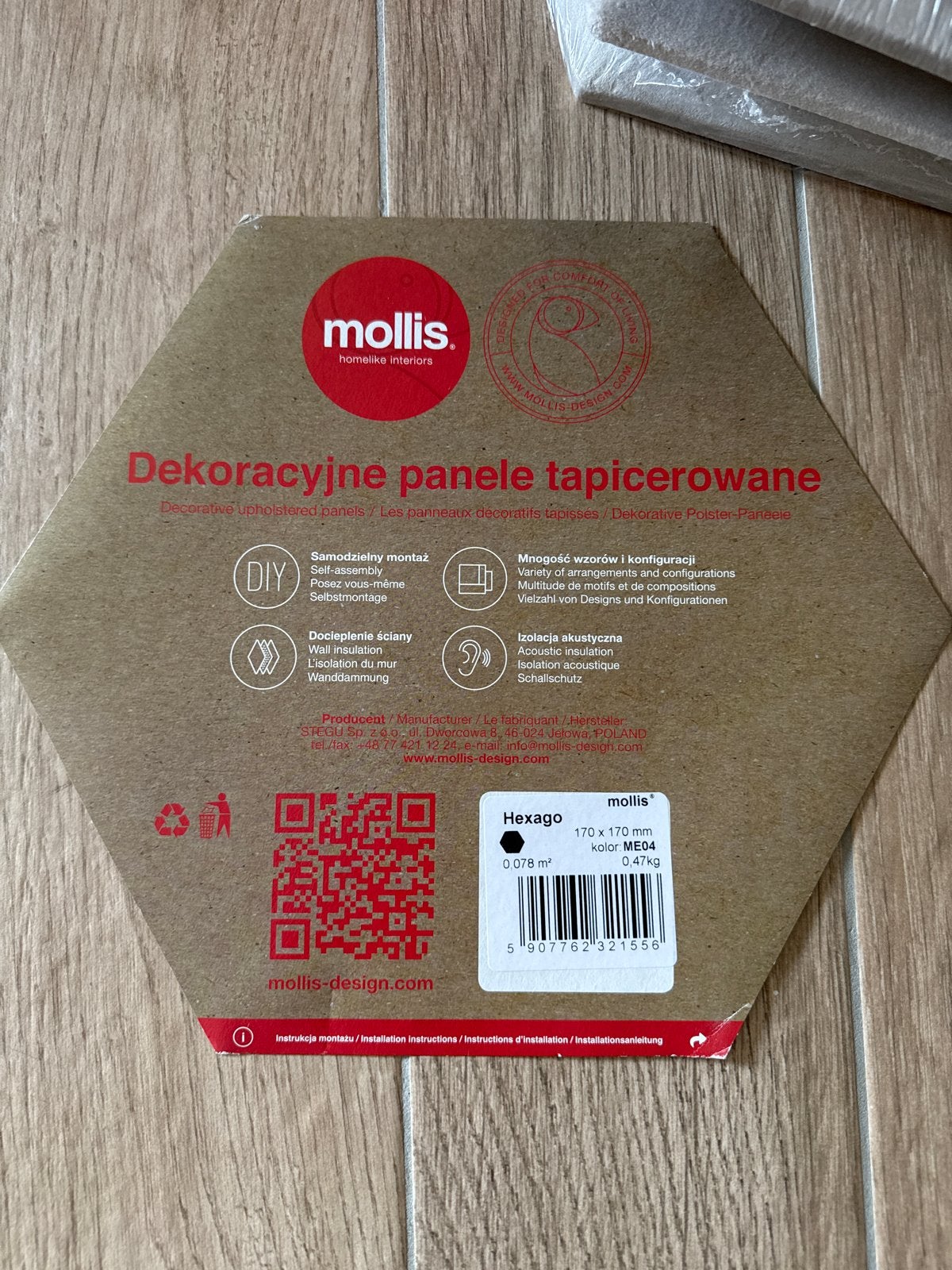 Foto 4 van Mollis Hexagon Velvet Wandpanelen - Chique & Akoestiek