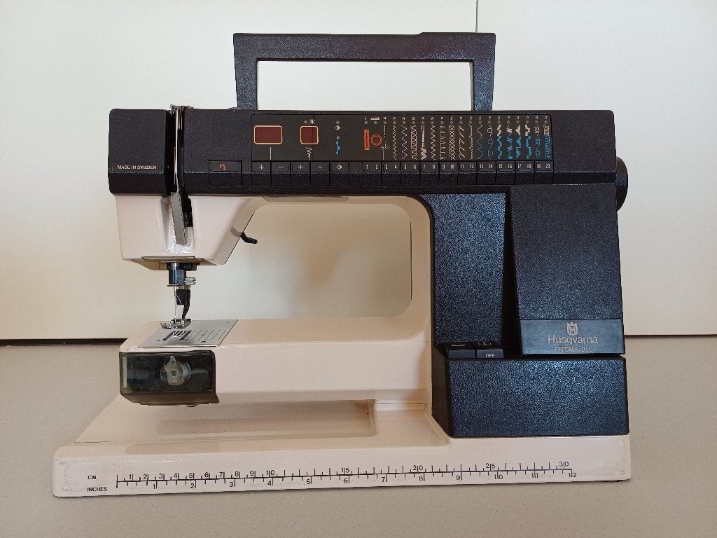 Husqvarna Prisma 940 – Vintage kwaliteitsnaaimachine, Hobby en Vrije tijd, Ophalen, Gebruikt, Naaimachine, Husqvarna