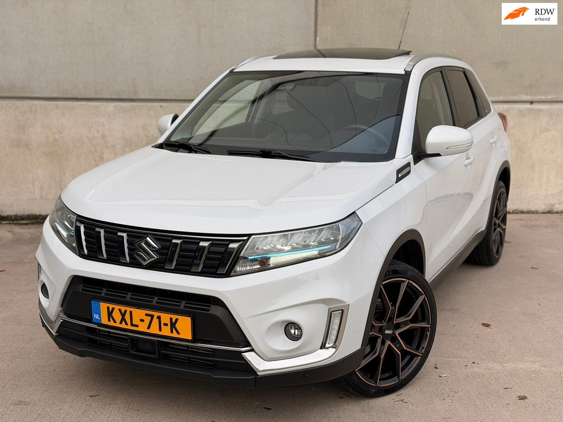 Suzuki Vitara 1.4 4x4 Automaat Pano Leder/alca Camera CarPla, Auto's, Automaat, Gebruikt, 4 cilinders, 129 pk