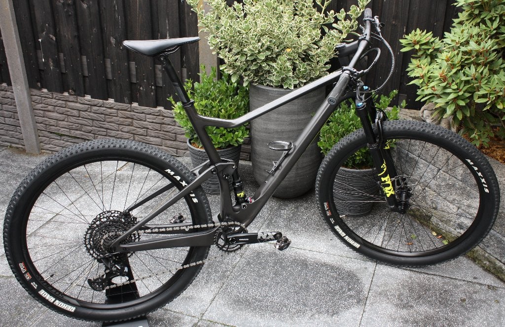 SCOTT SPARK RC900 Comp dark gray Mountainbike - maat XL, Fietsen en Brommers, Fully, Zo goed als nieuw, Schijfrem, Ophalen