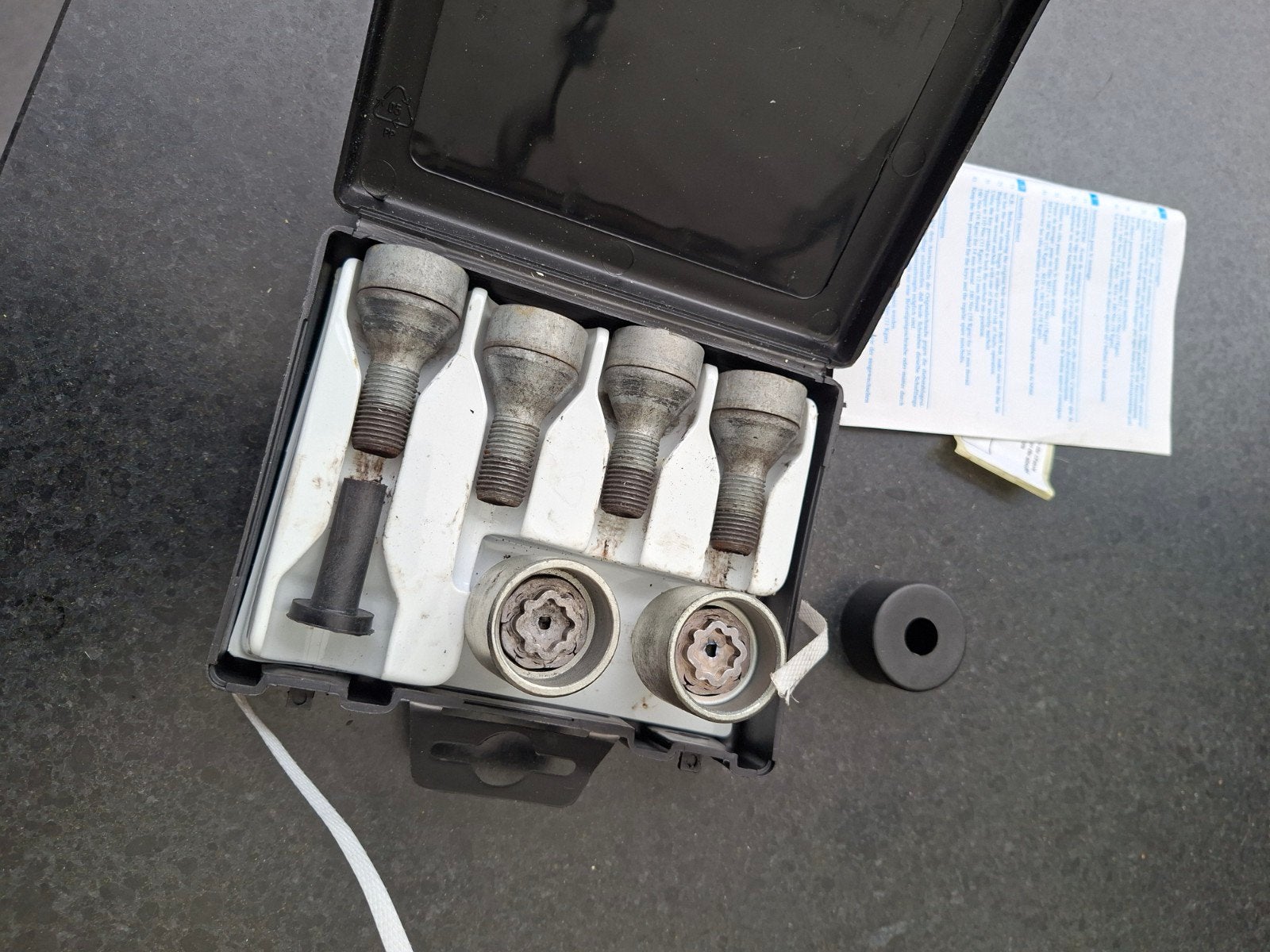 setje originele fiat slotbouten abarth, Ophalen of Verzenden