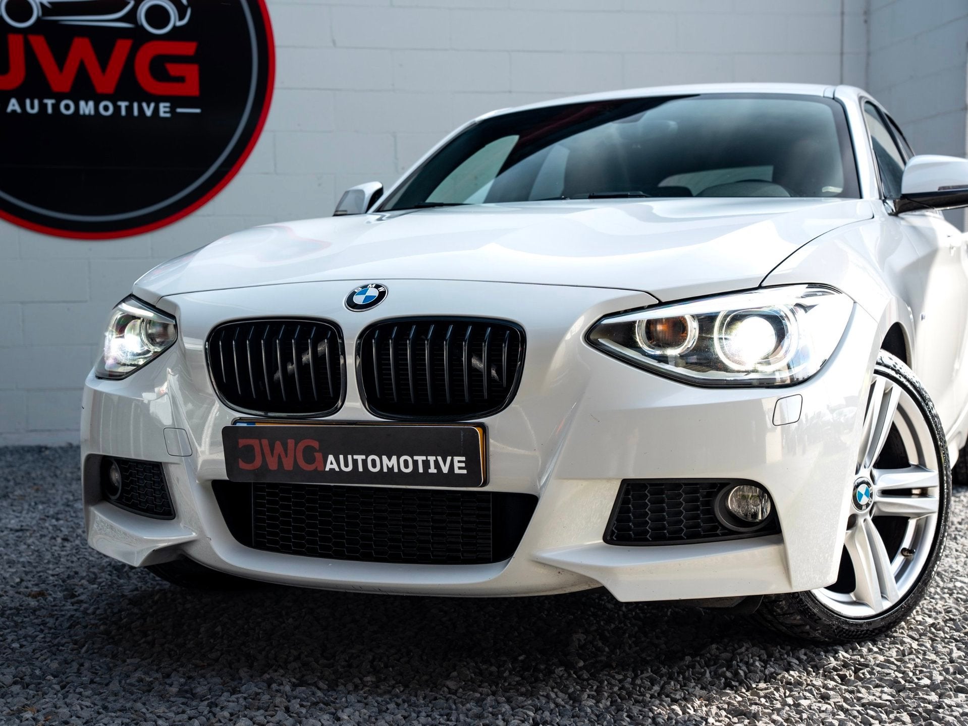 BMW 1-serie 116i M Sport Led/Stoelverwarming/Airco/Volledig, Auto's, 1-Serie, Dealer onderhouden, Gebruikt, 4 cilinders