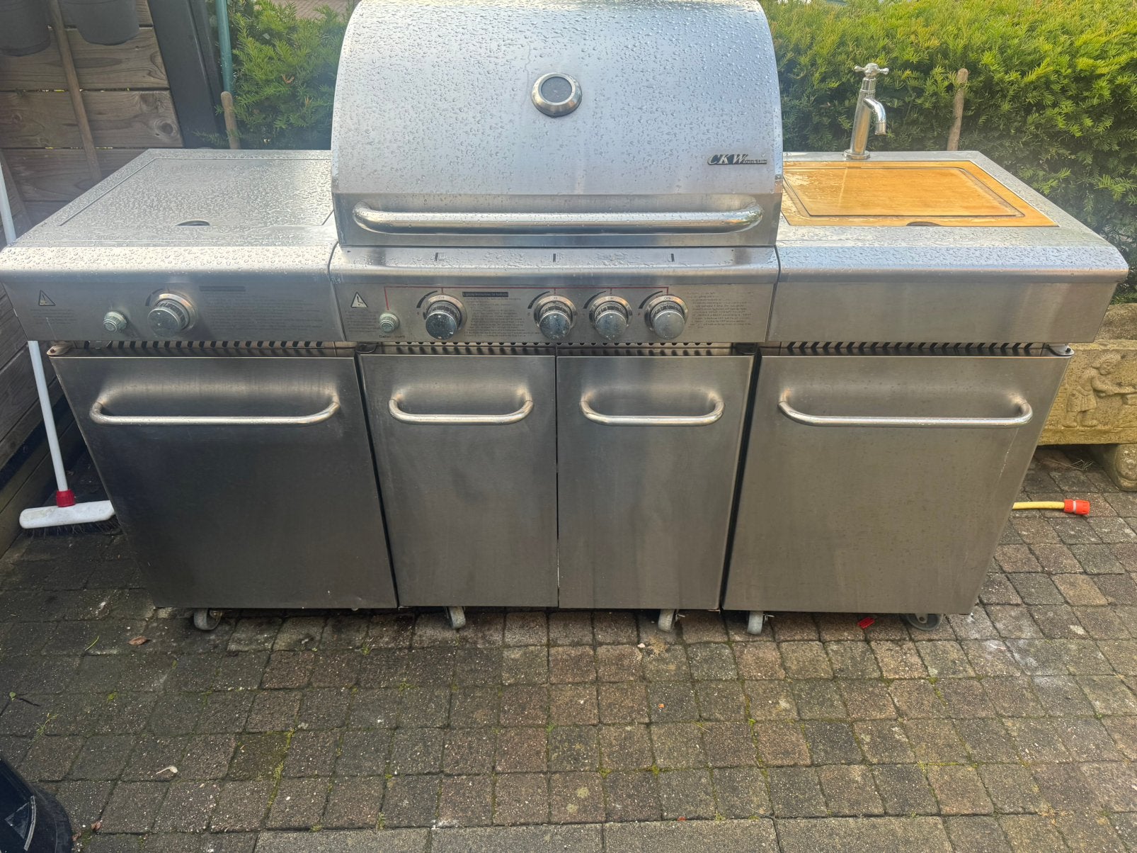 Buitenkeuken /barbecue, Ophalen, Gebruikt