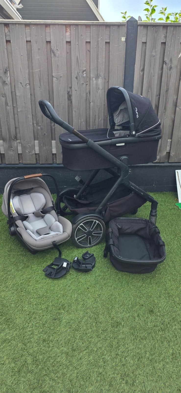 Nuna DEMI Grow kinderwagen – complete set met autostoel & ba, Kinderen en Baby's, Ophalen, Gebruikt, Overige merken