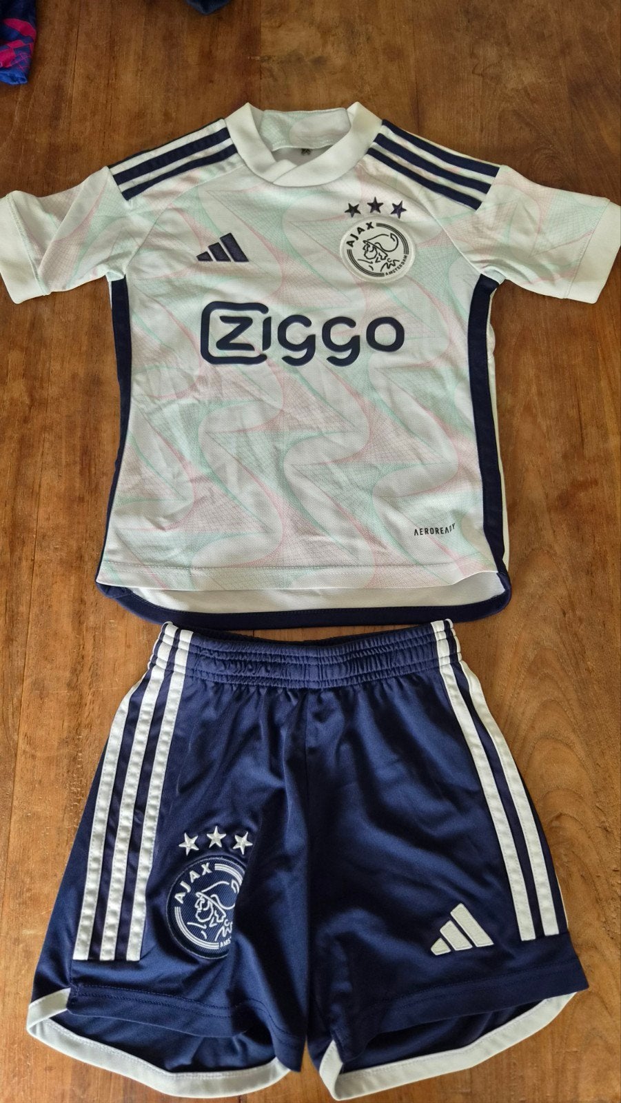 ajax tenue, Ophalen of Verzenden, Zo goed als nieuw, Jongen of Meisje, Sport- of Zwemkleding