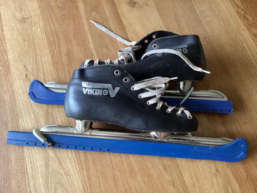 Viking schaatsen lage noren maat 37, Sport en Fitness, Schaatsen, Ophalen, Viking, Gebruikt, Noren