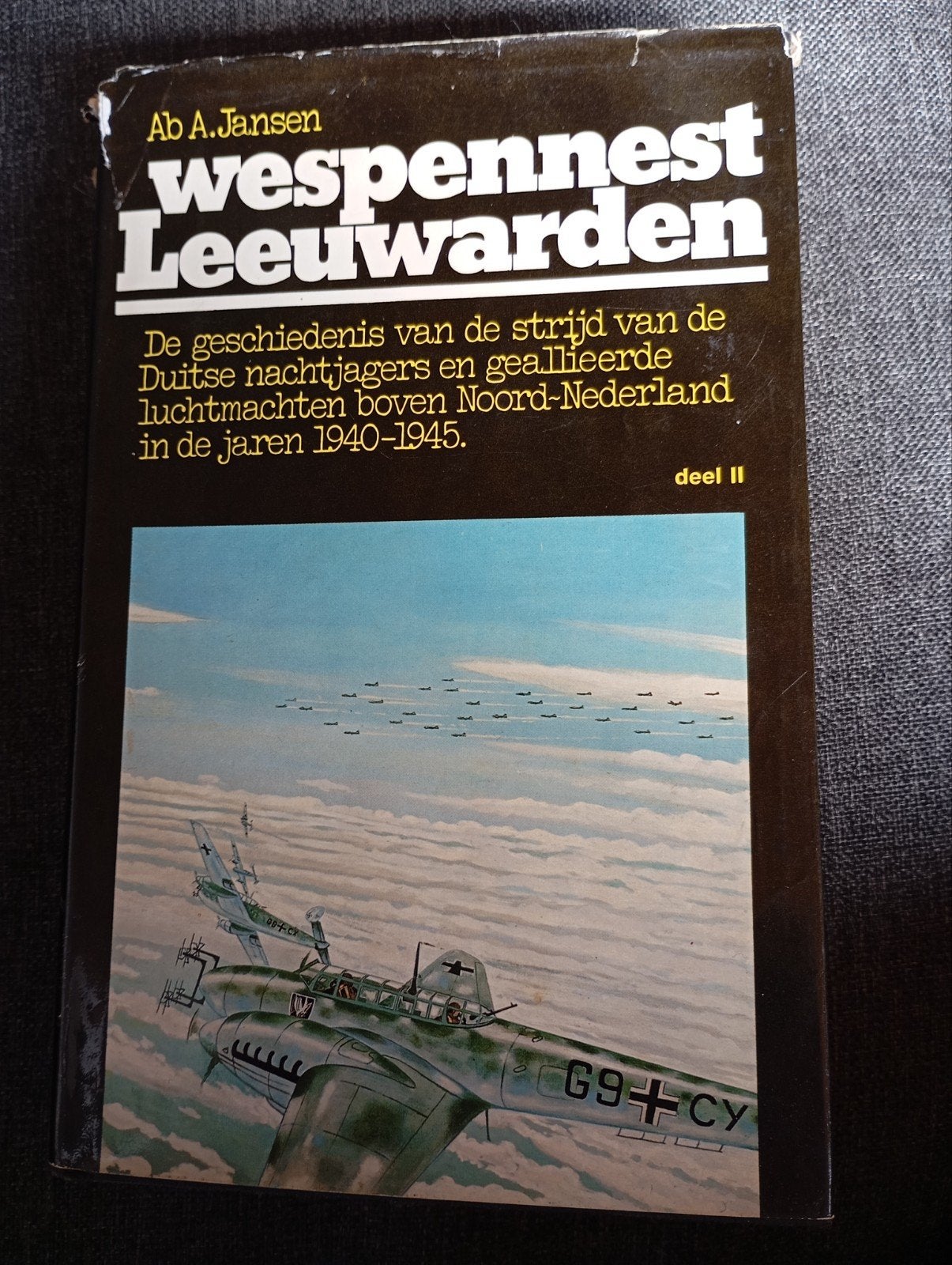Wespennest Leeuwarden: Strijd 1940-1945 (deel II), Boeken, Ophalen of Verzenden, Gelezen