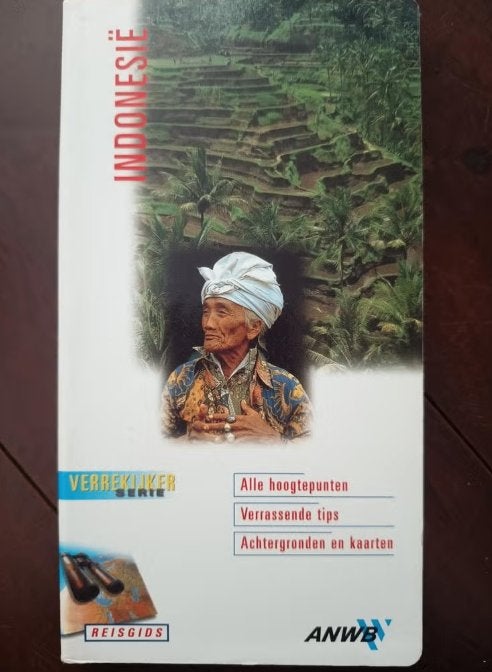 Indonesië Reisgids (ANWB Verrekijker), Gelezen, Inge Oesterman, Ophalen of Verzenden, Reisgids of -boek