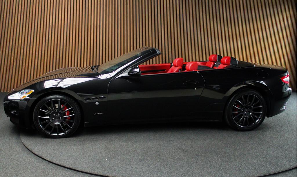 Maserati GranCabrio 4.7 Navi Leer Bose Stoelverwarming Black, Automaat, Achterwielaandrijving, Gebruikt, 8 cilinders