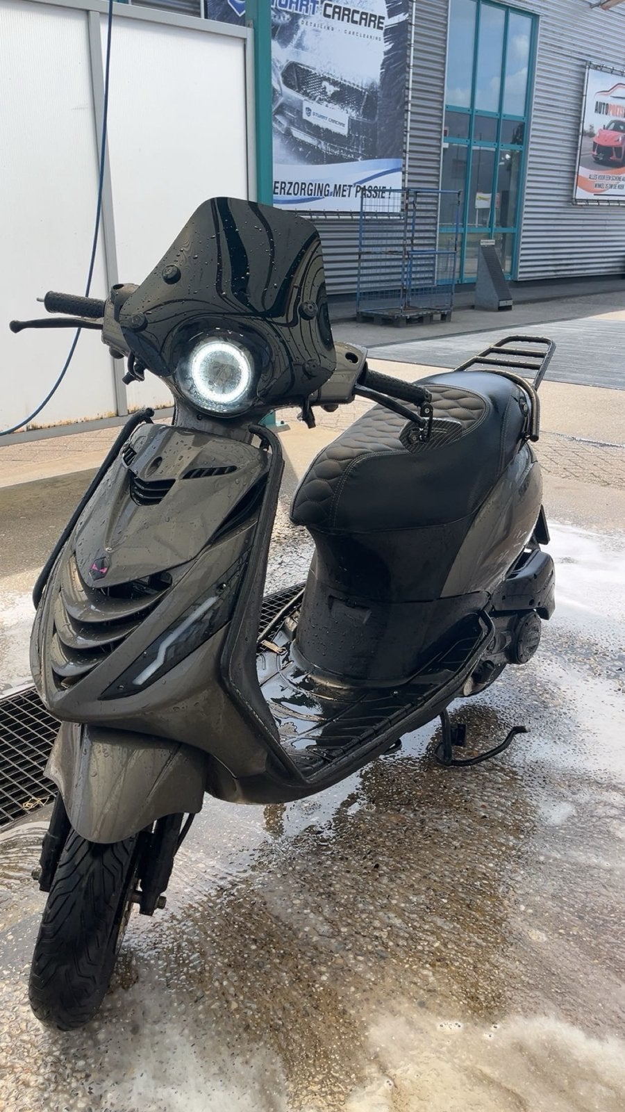 Zip SP 50cc iget malossi, Fietsen en Brommers, Scooters | Piaggio, Ophalen, Zo goed als nieuw, Benzine, Zip