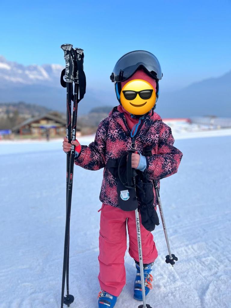Kinder skijas en ski broek 110/116, Ophalen of Verzenden, Zo goed als nieuw, Maat 34 (XS) of kleiner, Pak