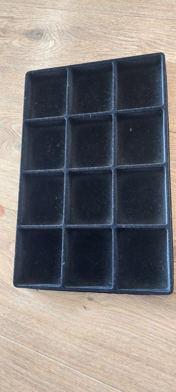 Sieraden display /ringen/ 12 vakjes/zwart fluweel, Ophalen of Verzenden, Zwart, Dame
