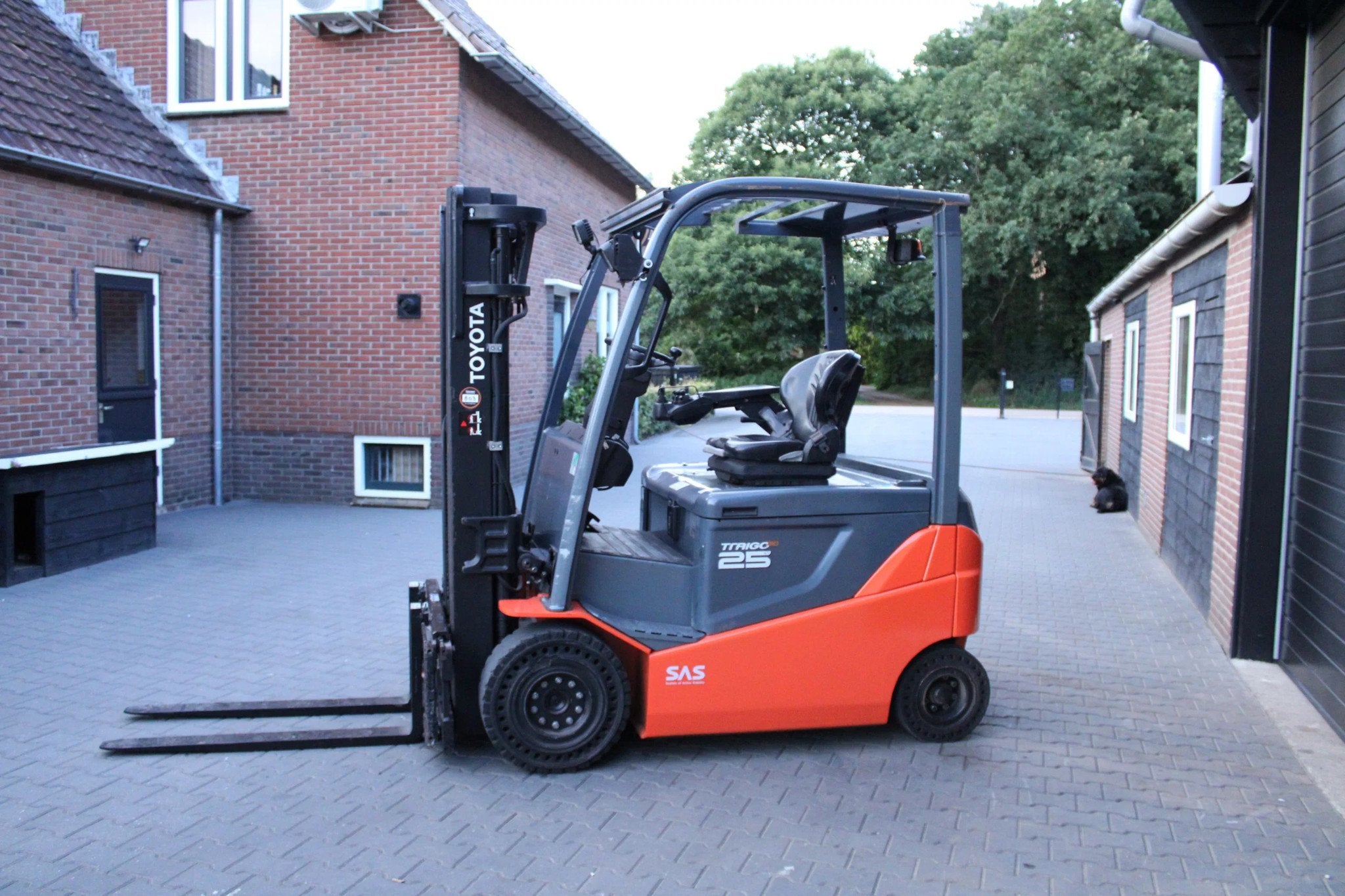 Toyota 8FBMKT25 heftruck elektrische triplex sidesift accubj, 2000 tot 3000 kg, Elektrisch, Heftruck, Toyota