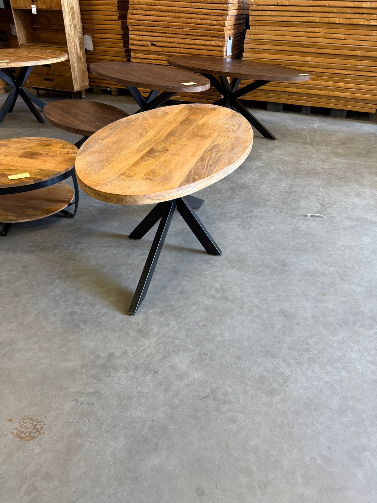 Mega magazijn uitverkoop ovale mango houten eettafels, Huis en Inrichting, Tafels | Eettafels, Ophalen, 100 tot 150 cm, Ovaal