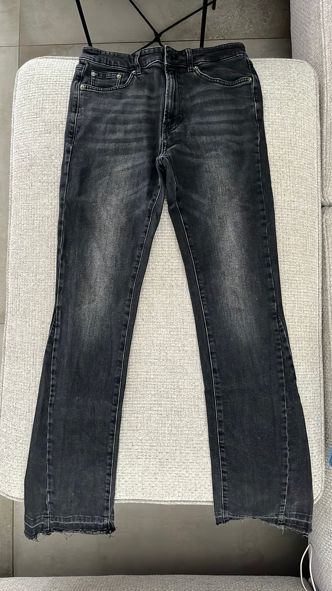 Te koop: Jongensbroek Bershka flared, Ophalen of Verzenden, Zo goed als nieuw, Zwart, W28 - W29 (confectie 36)