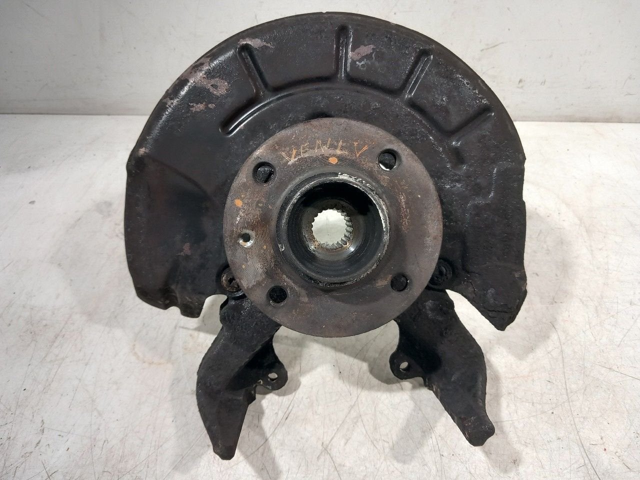 Wielnaaf links voor Volkswagen Up, Auto-onderdelen, Onderdelen@venauto.nl, Van der Ven Autorecycling B.V., Gebruikt, Ettenseweg 76, 4706 PB Roosendaal, The Netherlands