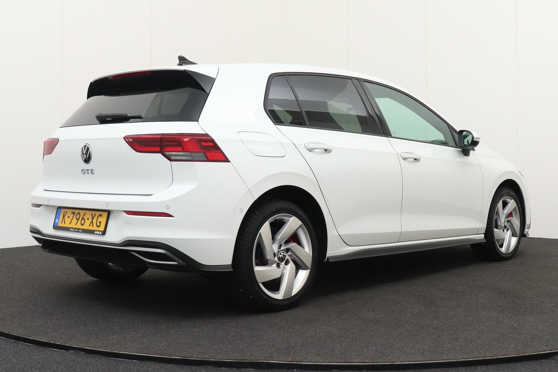 Volkswagen Golf 1.4 245 PK eHybrid GTE Carplay Adapt. Cruise, Auto's, Gebruikt, 4 cilinders, Alcantara, Wit